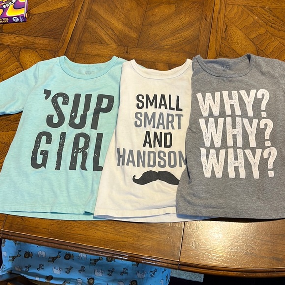 Lot of 9 boys t-shirts and 1 sweatpants - Picture 2 of 9